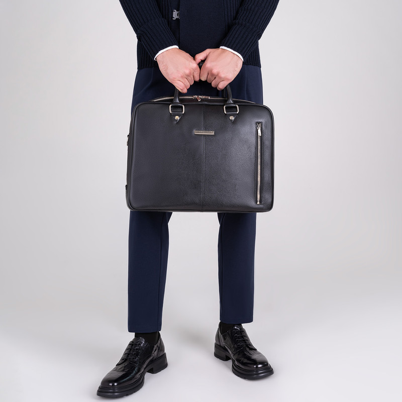 Black Grained Leather Travel Bag | TJ COLLECTION
